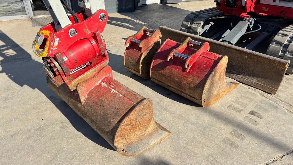 Takeuchi Takeuchi TB290-2 - 2022 Year - Powertilt - 3X Buckets - 945 Hours - Мини-экскаватор: фото 3 Takeuchi Takeuchi TB290-2 - 2022 Year - Powertilt - 3X Buckets - 945 Hours - Мини-экскаватор: фото 3