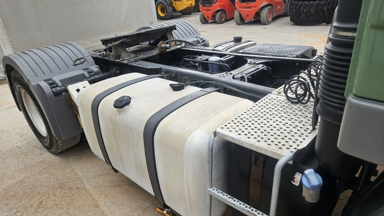 Mercedes-Benz Actros 1841 LS - tipper hydraulics - retarder - Тягач: фото 4 Mercedes-Benz Actros 1841 LS - tipper hydraulics - retarder - Тягач: фото 4