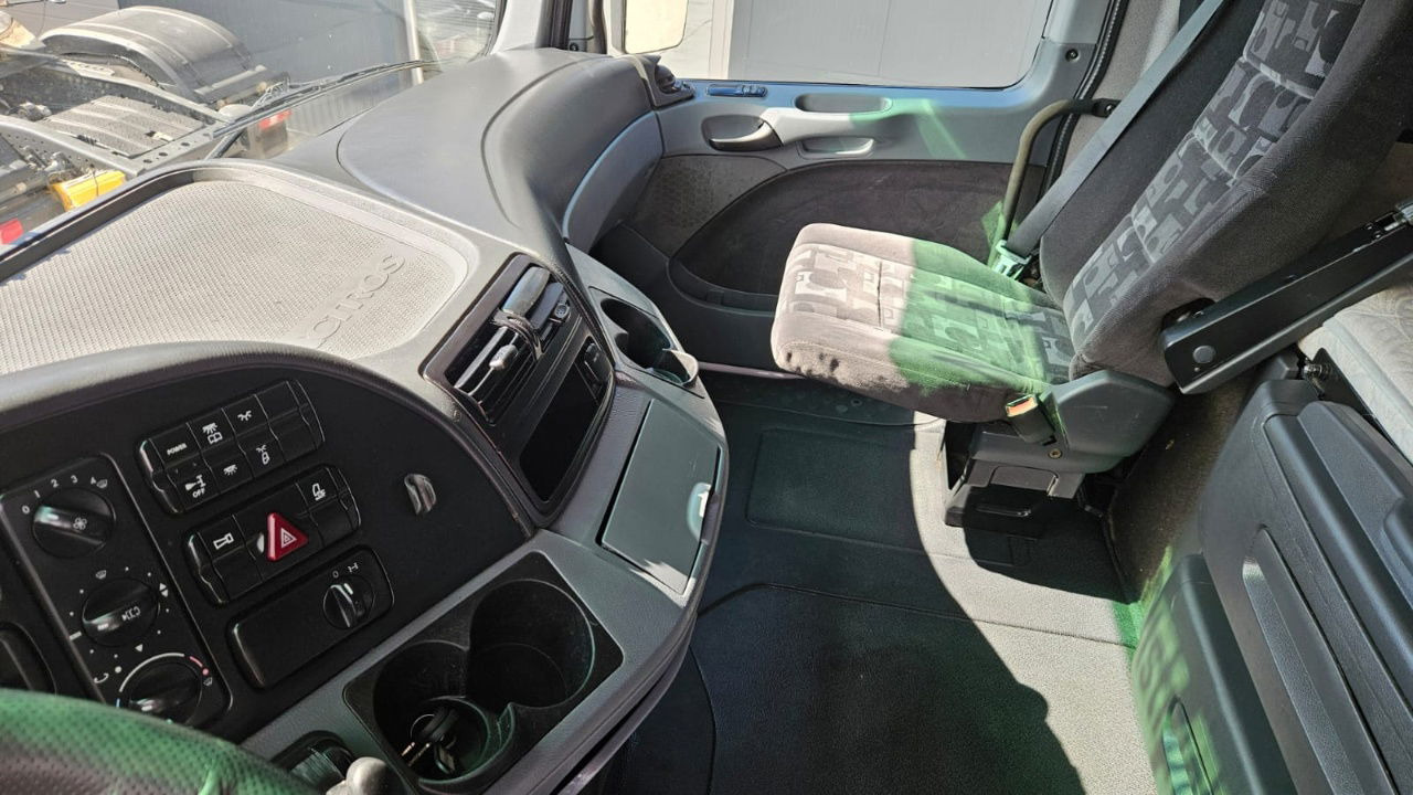 Тягач Mercedes-Benz Actros 1844 LS 4x2 tractor unit: фото 26
