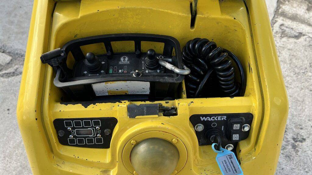 WACKER NEUSON Neuson RT 82 SC-2 - Remote Control  в лизинг WACKER NEUSON Neuson RT 82 SC-2 - Remote Control: фото 11