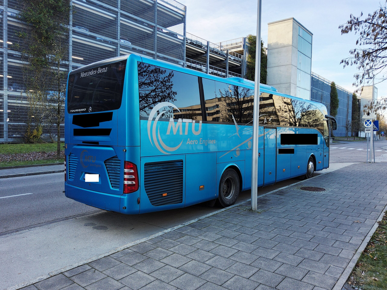 Mercedes Benz Tourismo 15 RHD 56 Sitze / kein WC / großer Kofferraum - Туристический автобус: фото 4 Mercedes Benz Tourismo 15 RHD 56 Sitze / kein WC / großer Kofferraum - Туристический автобус: фото 4