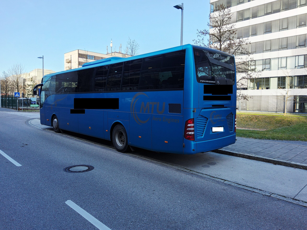 Mercedes Benz Tourismo 15 RHD 56 Sitze / kein WC / großer Kofferraum - Туристический автобус: фото 3 Mercedes Benz Tourismo 15 RHD 56 Sitze / kein WC / großer Kofferraum - Туристический автобус: фото 3