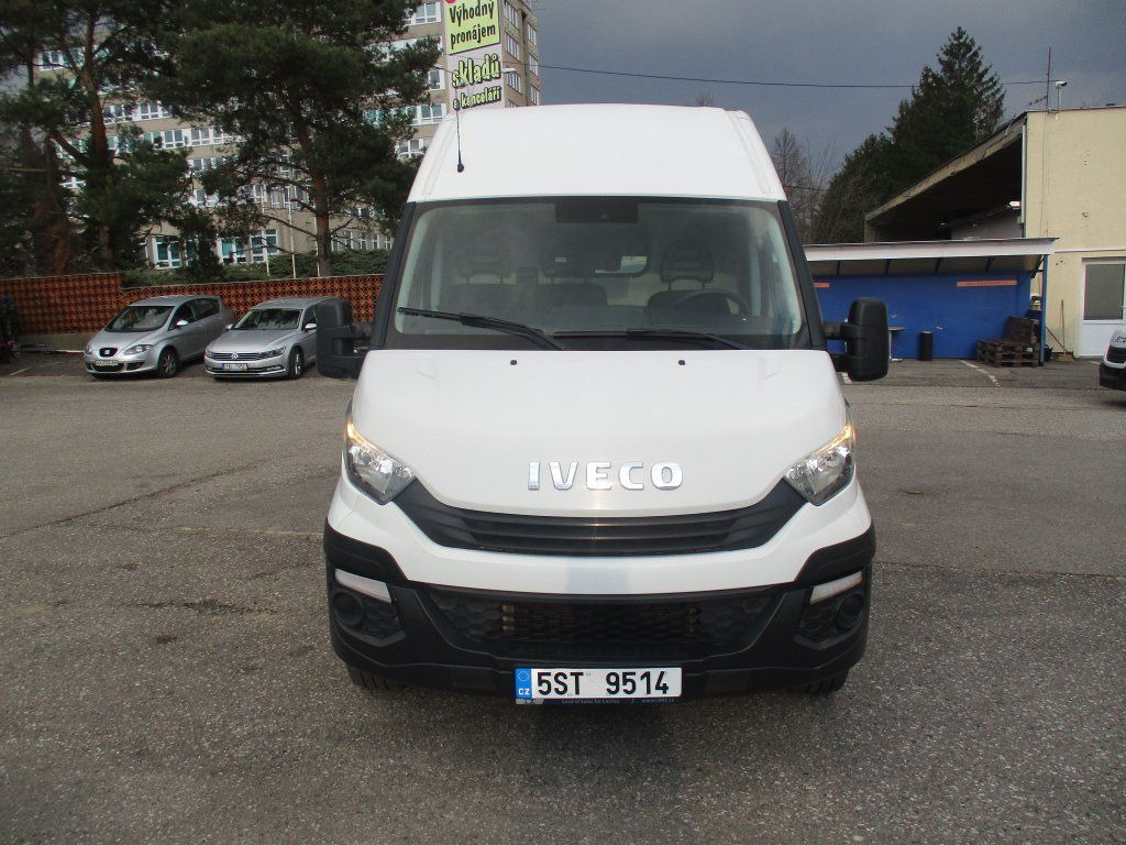 Iveco 35S16 MAXI - Цельнометаллический фургон: фото 2 Iveco 35S16 MAXI - Цельнометаллический фургон: фото 2