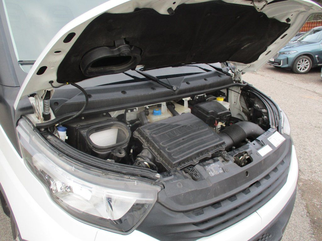 Фургон с закрытым кузовом Iveco Daily 35C16: фото 18
