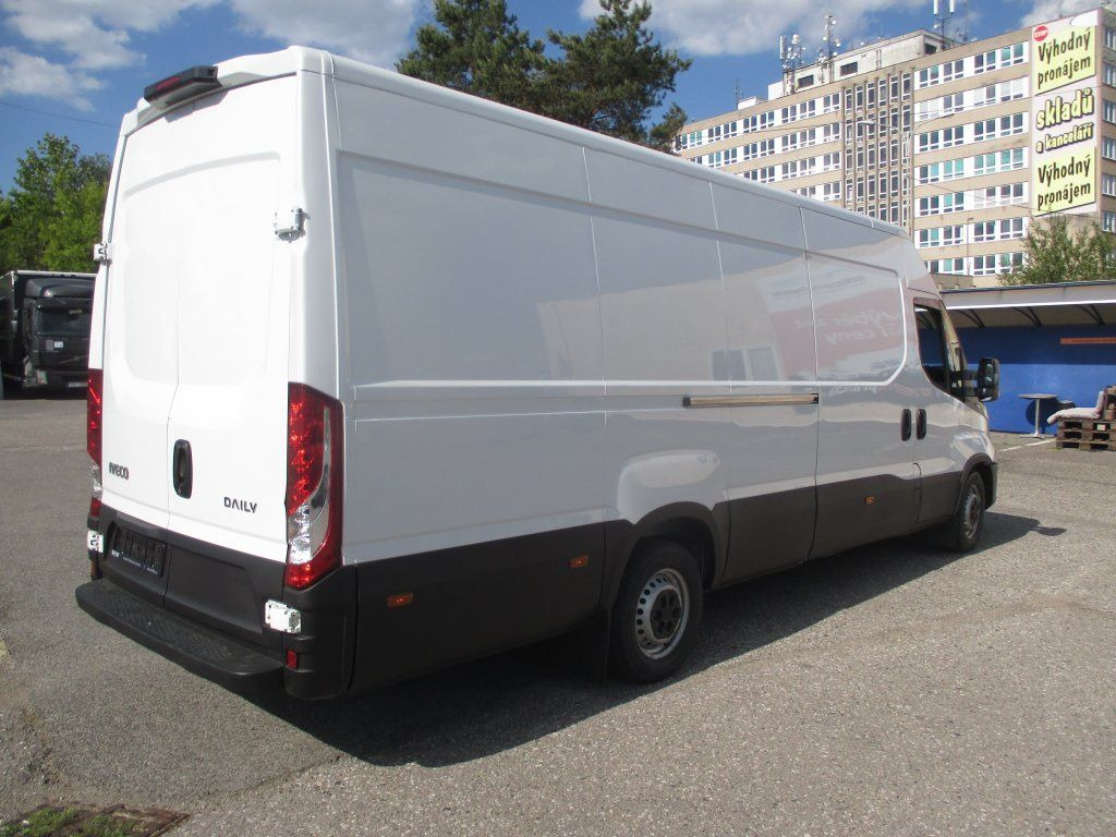 Iveco Daily 35S16 - Цельнометаллический фургон: фото 5 Iveco Daily 35S16 - Цельнометаллический фургон: фото 5