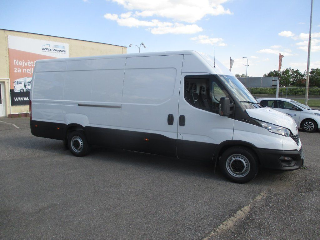 Iveco Daily 35S16 - Цельнометаллический фургон: фото 5 Iveco Daily 35S16 - Цельнометаллический фургон: фото 5