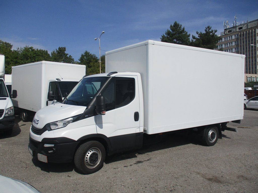 Iveco Daily 35S16 mit LBW - Фургон с закрытым кузовом: фото 1 Iveco Daily 35S16 mit LBW - Фургон с закрытым кузовом: фото 1