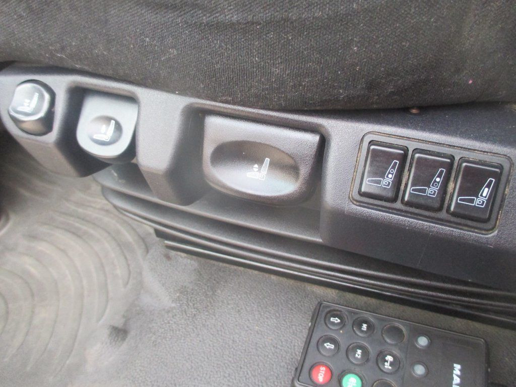 Тентованный грузовик MAN TGL 12.250: фото 18 Тентованный грузовик MAN TGL 12.250: фото 18