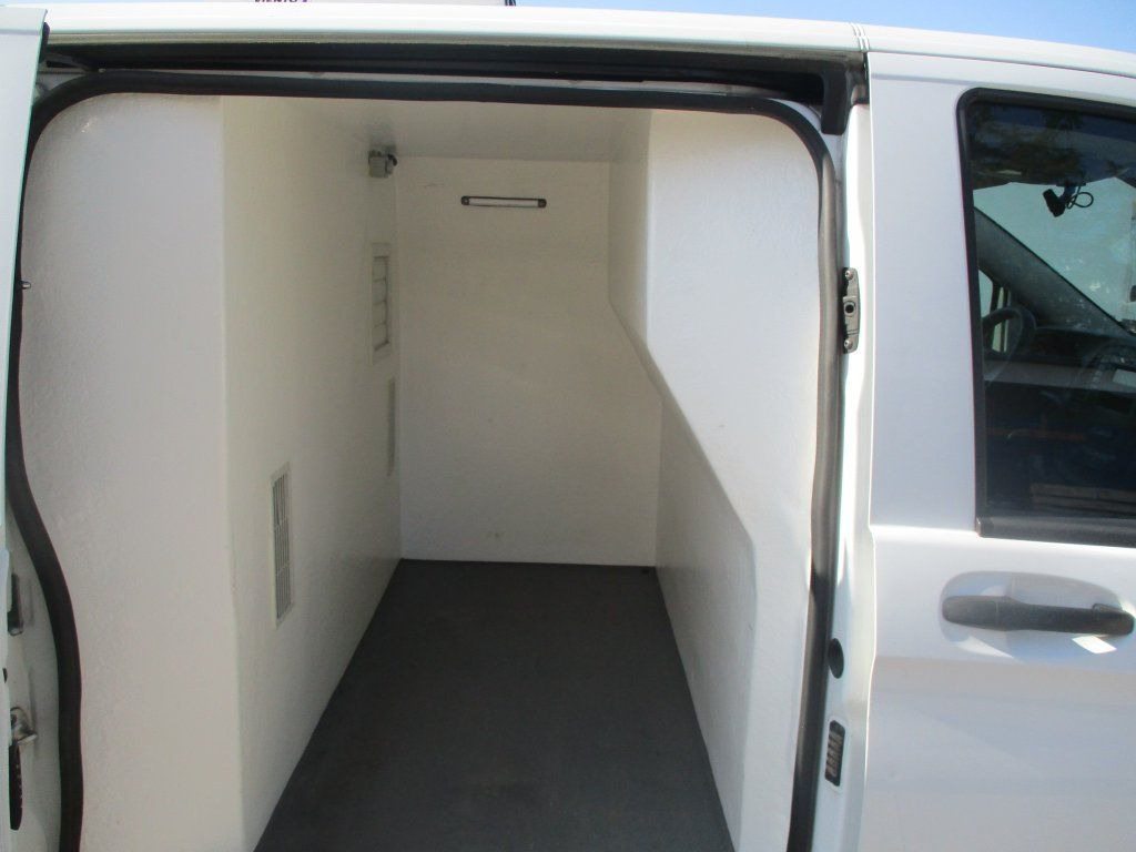Mercedes-Benz Vito 111 CDi - Фургон-рефрижератор: фото 4 Mercedes-Benz Vito 111 CDi - Фургон-рефрижератор: фото 4