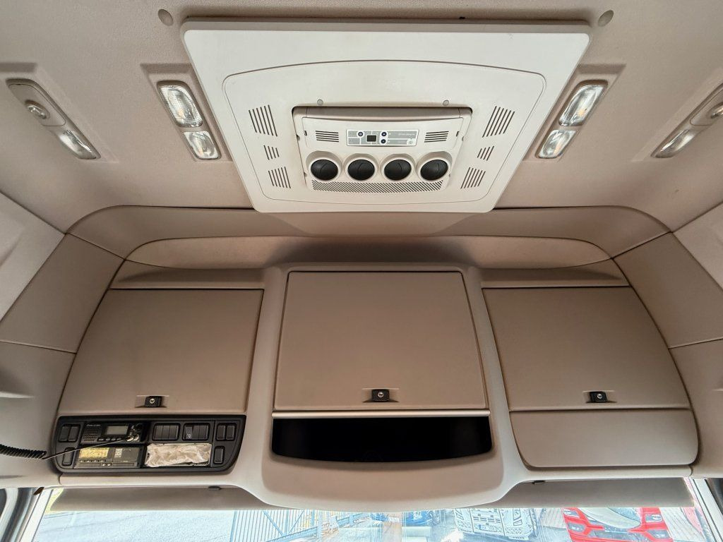 Тягач DAF XF480 Superspacecab SSC lowdeck: фото 17 Тягач DAF XF480 Superspacecab SSC lowdeck: фото 17