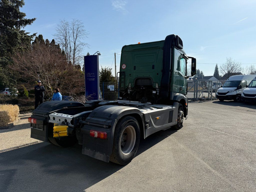 Mercedes-Benz 1843 Actros ADR FL, EX/II, EX/III, AT - Тягач: фото 4 Mercedes-Benz 1843 Actros ADR FL, EX/II, EX/III, AT - Тягач: фото 4