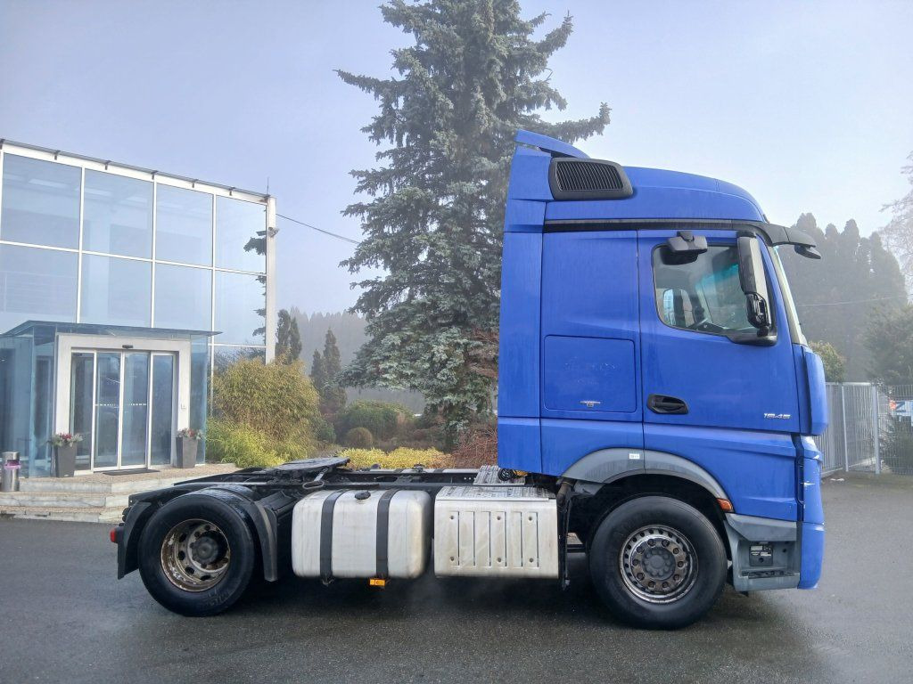 Mercedes-Benz 1845 Actros EURO 6 - Тягач: фото 3 Mercedes-Benz 1845 Actros EURO 6 - Тягач: фото 3