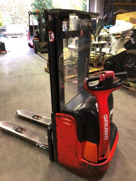 Ant Linde L 10 - high lift truck - stacker - electric pallet truck - pedestrian stacker - Штабелер: фото 1 Ant Linde L 10 - high lift truck - stacker - electric pallet truck - pedestrian stacker - Штабелер: фото 1