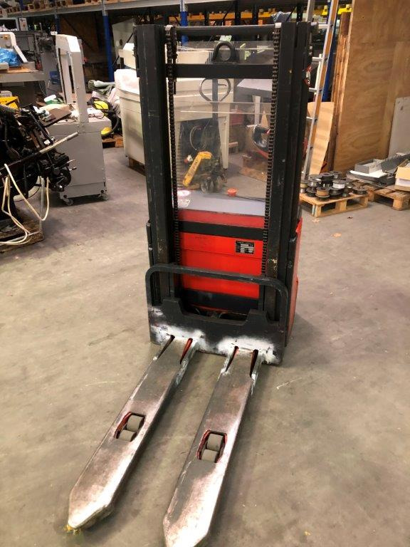 Ant Linde L 10 - high lift truck - stacker - electric pallet truck - pedestrian stacker - Штабелер: фото 2 Ant Linde L 10 - high lift truck - stacker - electric pallet truck - pedestrian stacker - Штабелер: фото 2