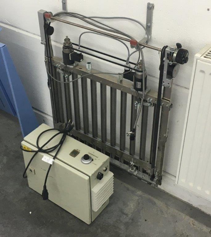 GUK SM 50-2 cutting machine with feeder - Переплетная машина: фото 2 GUK SM 50-2 cutting machine with feeder - Переплетная машина: фото 2