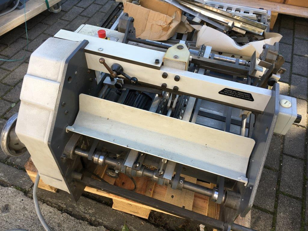 Heidelberg steel KBi 1-36 hook-in cross-fold unit - Фальцовщик: фото 4 Heidelberg steel KBi 1-36 hook-in cross-fold unit - Фальцовщик: фото 4