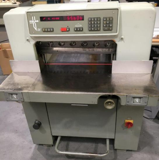 Polar Mohr 55 EM cutting machine - Бумагорезательная машина: фото 1 Polar Mohr 55 EM cutting machine - Бумагорезательная машина: фото 1