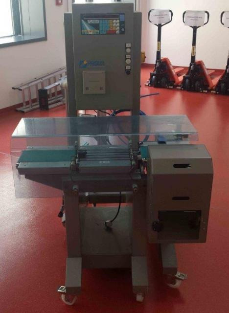 Prisma 01C3 Comparison and checkweigher - Бумагорезательная машина: фото 3 Prisma 01C3 Comparison and checkweigher - Бумагорезательная машина: фото 3