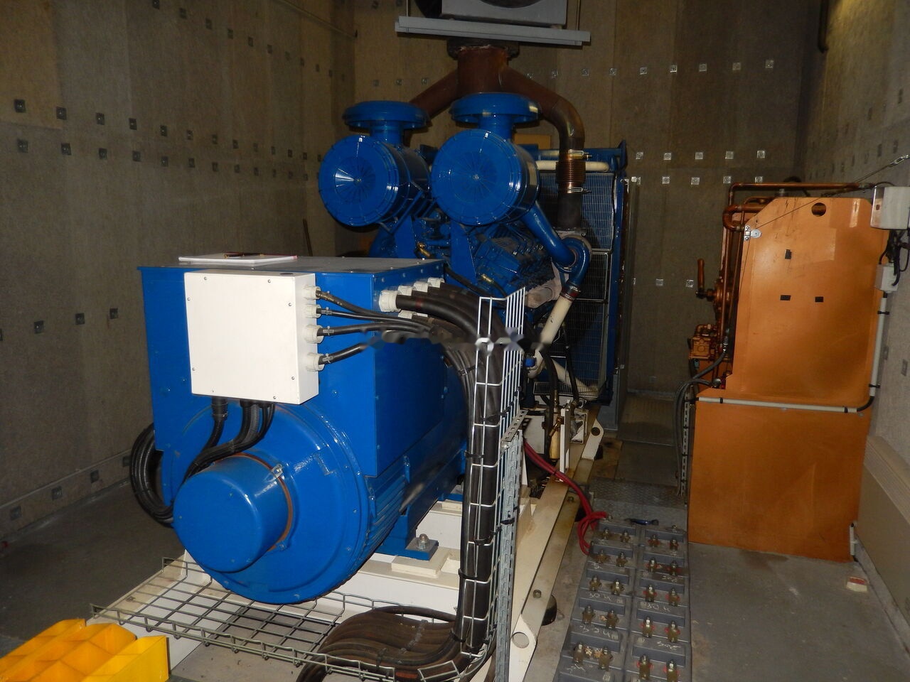 Perkins 630 kVa 3012TAG3 - Электрогенератор: фото 2 Perkins 630 kVa 3012TAG3 - Электрогенератор: фото 2