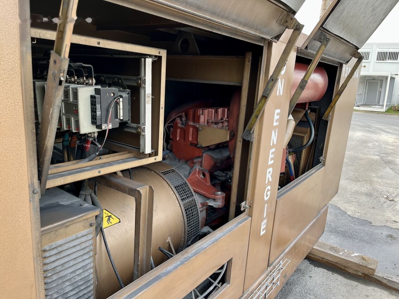 Renault 130 Kva diesel - Электрогенератор: фото 4 Renault 130 Kva diesel - Электрогенератор: фото 4