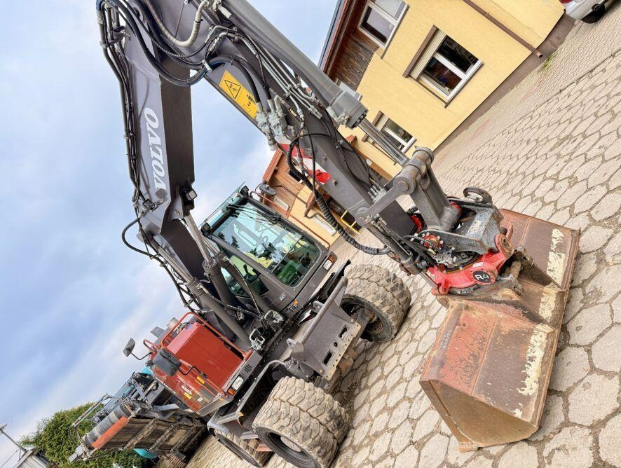 Колёсный экскаватор Volvo EWR150E: фото 6 Колёсный экскаватор Volvo EWR150E: фото 6