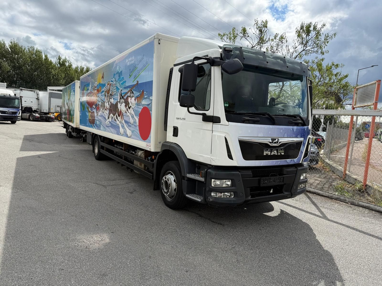 MAN TGM 15.290 kein 12.250 - Грузовик с закрытым кузовом: фото 2 MAN TGM 15.290 kein 12.250 - Грузовик с закрытым кузовом: фото 2