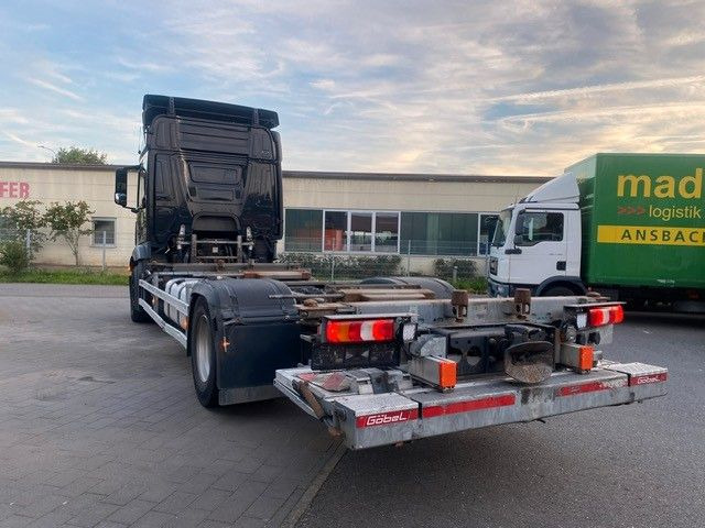 Mercedes-Benz Actros 1842 BDF LBW 1845 2x Mercedes-Benz Actros 1842 BDF LBW 1845 2x - Грузовик-контейнеровоз/ Сменный кузов: фото 5 Mercedes-Benz Actros 1842 BDF LBW 1845 2x Mercedes-Benz Actros 1842 BDF LBW 1845 2x - Грузовик-контейнеровоз/ Сменный кузов: фото 5