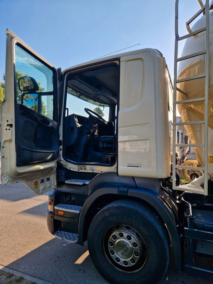 Грузовик-цистерна Scania R440 31m³ SILO 4 Kammer/Retarder/Kompressor/Lift: фото 7