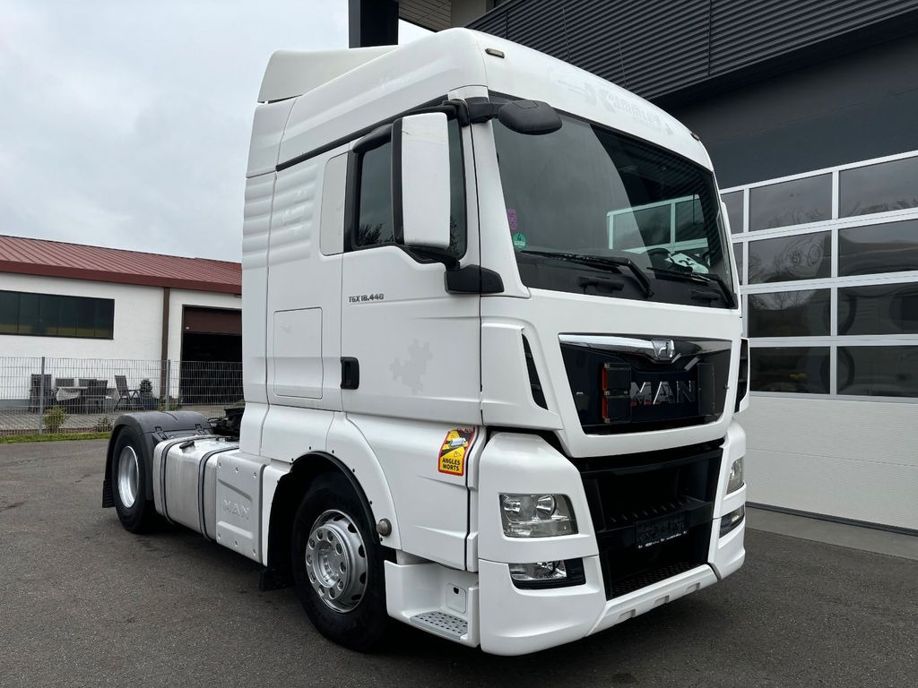 MAN TGX 18.440 480 Retarder/NAVI/2 Tanks/Standheiz - Тягач: фото 4 MAN TGX 18.440 480 Retarder/NAVI/2 Tanks/Standheiz - Тягач: фото 4