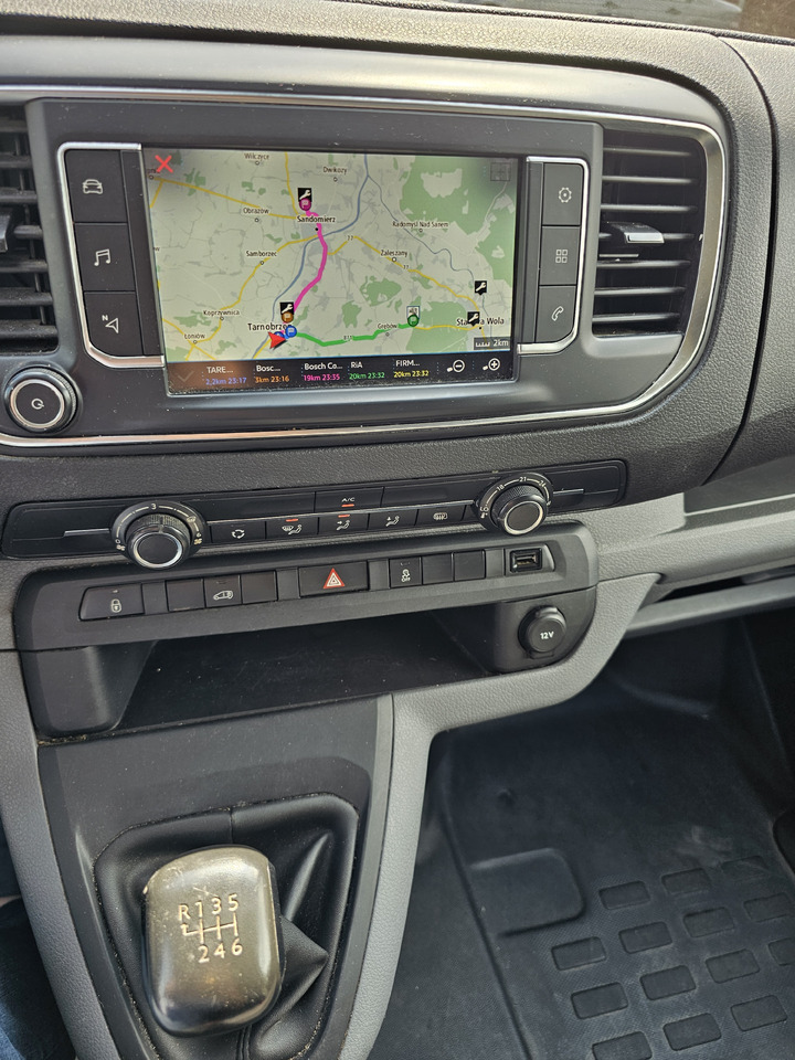 PEUGEOT Expert CHLODNIA CARRIER KLIMA EURO6 - Фургон-рефрижератор: фото 5 PEUGEOT Expert CHLODNIA CARRIER KLIMA EURO6 - Фургон-рефрижератор: фото 5