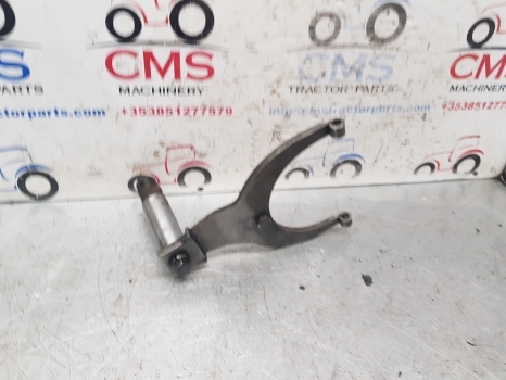 Case International 956, 1056 Rear Axle Differential Fork 3230701r91, 2706178r93 - Задняя ось для Тракторов: фото 5 Case International 956, 1056 Rear Axle Differential Fork 3230701r91, 2706178r93 - Задняя ось для Тракторов: фото 5