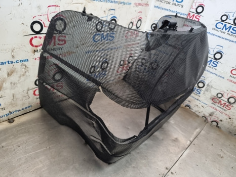 Case Mxm120, 130, 140, Front Nose Cone Grille, Grill Panel 82026815, 82036300 - Решётка радиатора: фото 3 Case Mxm120, 130, 140, Front Nose Cone Grille, Grill Panel 82026815, 82036300 - Решётка радиатора: фото 3