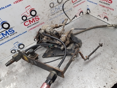 Case New Holland Air Brake Valve Unit 4700152650, 97350009570, 82016341 84157669 - Тормозной клапан для Тракторов: фото 1 Case New Holland Air Brake Valve Unit 4700152650, 97350009570, 82016341 84157669 - Тормозной клапан для Тракторов: фото 1