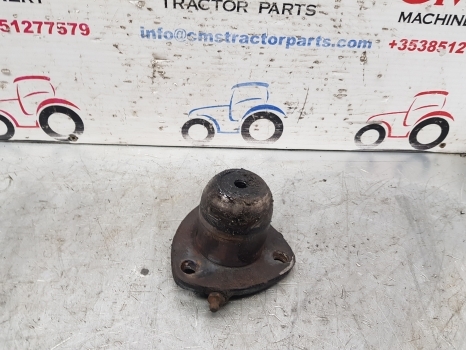 Case New Holland T6000, T6, Maxxum T6070 Front Axle King Pin Top Rhs 87361688 - Передняя ось для Тракторов: фото 3 Case New Holland T6000, T6, Maxxum T6070 Front Axle King Pin Top Rhs 87361688 - Передняя ось для Тракторов: фото 3
