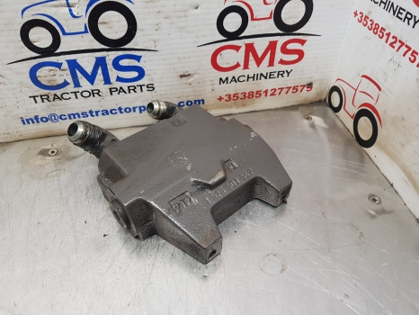 Claas Ares 500, 600 Rx, Rz, Rc Ser 656rc Hydraulic Valve Plate 6005028576 - Гидравлика: фото 1 Claas Ares 500, 600 Rx, Rz, Rc Ser 656rc Hydraulic Valve Plate 6005028576 - Гидравлика: фото 1
