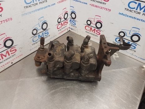 Claas Ares 836, 715,atles, Axion Series Spool Valve Assy 6005028082, 6005027572 - Гидравлический клапан для Тракторов: фото 3 Claas Ares 836, 715,atles, Axion Series Spool Valve Assy 6005028082, 6005027572 - Гидравлический клапан для Тракторов: фото 3