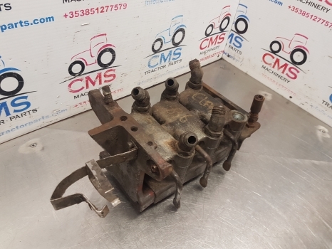 Claas Ares 836, 715,atles, Axion Series Spool Valve Assy 6005028082, 6005027572 - Гидравлический клапан для Тракторов: фото 2 Claas Ares 836, 715,atles, Axion Series Spool Valve Assy 6005028082, 6005027572 - Гидравлический клапан для Тракторов: фото 2