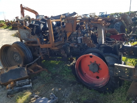 Claas Arion 420 A21 Front, Rear Axle, Engine, Transmission, Lift, Pto Parts - Двигатель: фото 1 Claas Arion 420 A21 Front, Rear Axle, Engine, Transmission, Lift, Pto Parts - Двигатель: фото 1