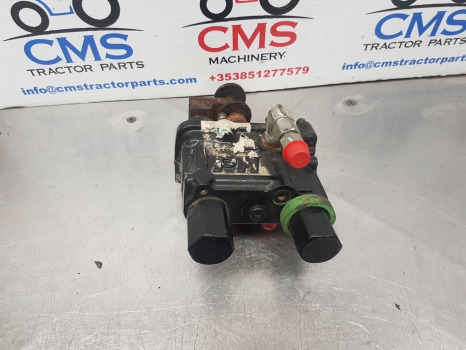 Claas Arion 530, Arion 500, 600, Brake Master Cylinder 11253932, 0021585080 - Тормозной клапан для Сельскохозяйственной техники: фото 5 Claas Arion 530, Arion 500, 600, Brake Master Cylinder 11253932, 0021585080 - Тормозной клапан для Сельскохозяйственной техники: фото 5