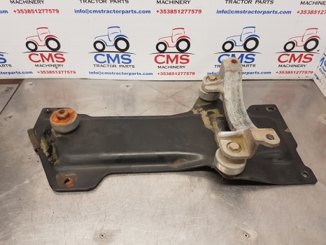 Claas Arion 640, 500, 600 Catalyst Filter Support 0011470820, 0011470480 - Глушитель/ Выхлопная система для Тракторов: фото 1 Claas Arion 640, 500, 600 Catalyst Filter Support 0011470820, 0011470480 - Глушитель/ Выхлопная система для Тракторов: фото 1