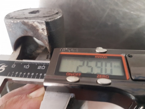 Claas Arion 640, Ares 550, 640, 566 Lift Cylinder 6005029892, 6005021176 - Гидравлика: фото 4 Claas Arion 640, Ares 550, 640, 566 Lift Cylinder 6005029892, 6005021176 - Гидравлика: фото 4