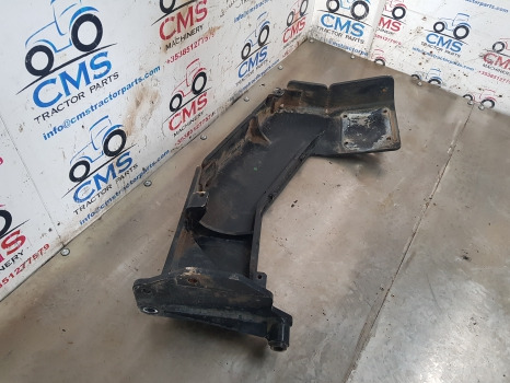 Claas Arion A34, A35 Series 530 Exhaust Pipe Support 0021585065 - Глушитель/ Выхлопная система: фото 4 Claas Arion A34, A35 Series 530 Exhaust Pipe Support 0021585065 - Глушитель/ Выхлопная система: фото 4