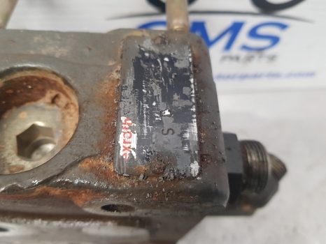 Claas Axion 800 Ares Arion 640 Hydraulic Priority Valve 0011330290, 0011330291 - Гидравлический клапан для Тракторов: фото 2 Claas Axion 800 Ares Arion 640 Hydraulic Priority Valve 0011330290, 0011330291 - Гидравлический клапан для Тракторов: фото 2