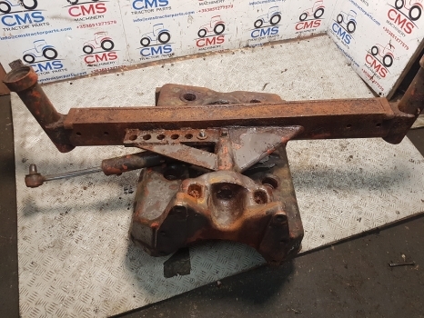 Fiat 1180, 115-90, 140-90 Front Axle Support Assy 5106833, 5102491, 5102483 - Передняя ось для Тракторов: фото 2 Fiat 1180, 115-90, 140-90 Front Axle Support Assy 5106833, 5102491, 5102483 - Передняя ось для Тракторов: фото 2