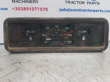 Fiat 90, 94, 46, 56 Series 90-90, 100-90 Dash Clock Instrument Cluster 5125046 - Приборная панель для Тракторов: фото 2 Fiat 90, 94, 46, 56 Series 90-90, 100-90 Dash Clock Instrument Cluster 5125046 - Приборная панель для Тракторов: фото 2