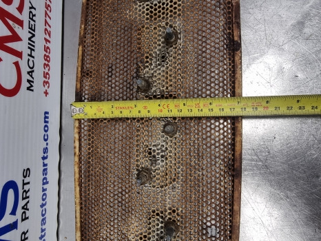 Ford 10, 100, 1000 Series Nose Cone Grille, Grill Panel C5nn8a163a - Решётка радиатора: фото 4 Ford 10, 100, 1000 Series Nose Cone Grille, Grill Panel C5nn8a163a - Решётка радиатора: фото 4