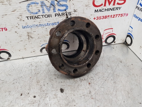 Ford 3000, 3600, 4000, 3310, 3610 Rear Axle Hub Retainer C7nn4124a - Задняя ось: фото 4 Ford 3000, 3600, 4000, 3310, 3610 Rear Axle Hub Retainer C7nn4124a - Задняя ось: фото 4