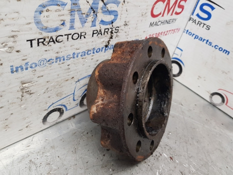 Ford 3000, 3600, 4000, 3310, 3610 Rear Axle Hub Retainer C7nn4124a - Задняя ось: фото 5 Ford 3000, 3600, 4000, 3310, 3610 Rear Axle Hub Retainer C7nn4124a - Задняя ось: фото 5