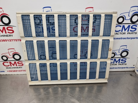 Ford 4000, 4200, 5000, 7000, 3000 Front Lower Grille D1nn8151a, 81824197 - Решётка радиатора: фото 1 Ford 4000, 4200, 5000, 7000, 3000 Front Lower Grille D1nn8151a, 81824197 - Решётка радиатора: фото 1