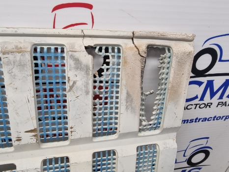 Ford 4000, 5000, 7000 Front Grille Original With Defects D1nn8151b - Решётка радиатора: фото 5 Ford 4000, 5000, 7000 Front Grille Original With Defects D1nn8151b - Решётка радиатора: фото 5